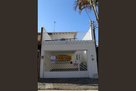 Casa à venda com 210m², 3 quartos e 2 vagasFachada