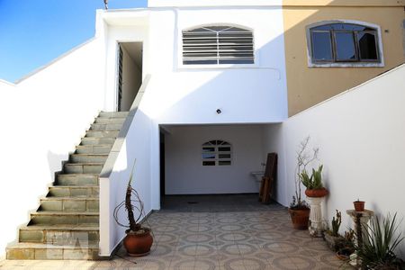 Casa à venda com 210m², 3 quartos e 2 vagasÁrea Externa