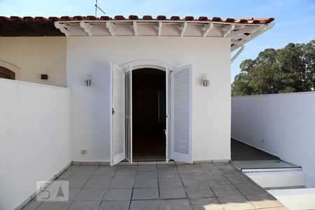 Casa à venda com 210m², 3 quartos e 2 vagasTerraço