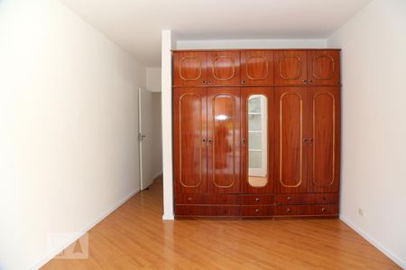 Casa à venda com 210m², 3 quartos e 2 vagasQuarto 3 - Suíte