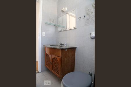 Casa à venda com 210m², 3 quartos e 2 vagasBanheiro da Suíte