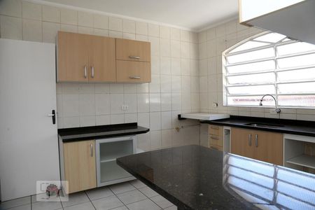Casa à venda com 210m², 3 quartos e 2 vagasCozinha