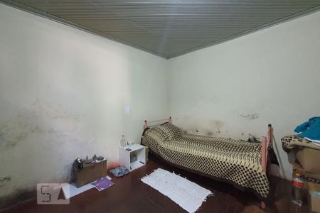 Casa à venda com 216m², 2 quartos e 1 vagaQuarto (piso inferior)