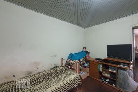 Casa à venda com 216m², 2 quartos e 1 vagaQuarto (piso inferior)