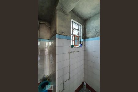 Casa à venda com 216m², 2 quartos e 1 vagaBanheiro (piso inferior)