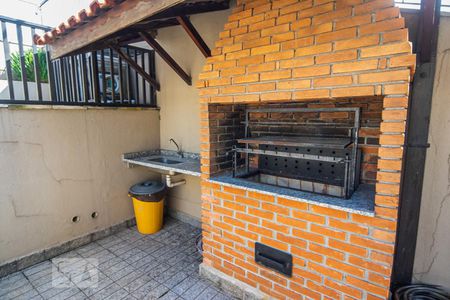 Apartamento à venda com 110m², 3 quartos e 2 vagas Apartamento à venda com 110m², 3 quartos e 2 vagasÁrea comum - Churrasqueira