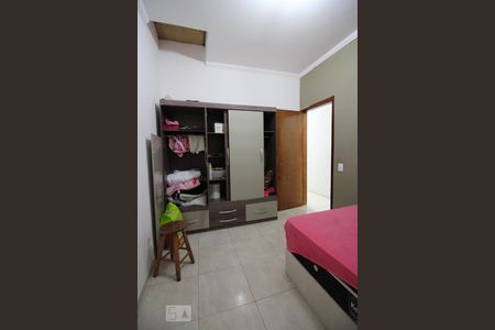 Casa para alugar com 206m², 3 quartos e 1 vagaQuarto 2