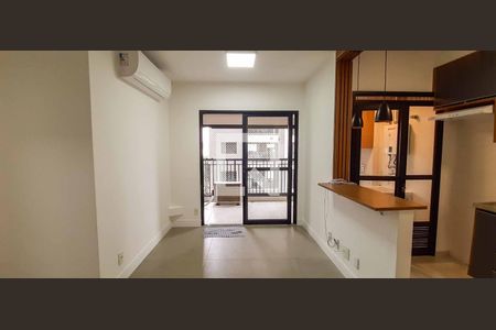 Sala de apartamento para alugar com 2 quartos, 62m² em Continental, Osasco