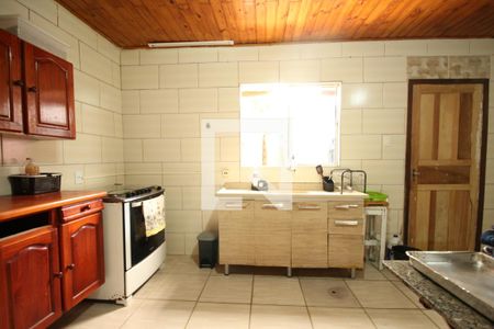 Casa à venda com 511m², 3 quartos e 7 vagasCozinha Casa Fundos