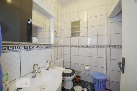 Casa à venda com 80m², 2 quartos e 2 vagasBanheiro