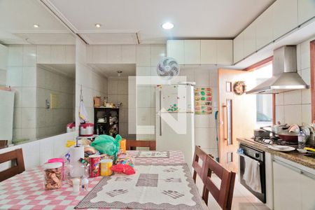 Casa para alugar com 160m², 3 quartos e 2 vagasCozinha