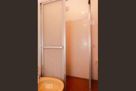 Casa à venda com 630m², 3 quartos e 4 vagas Casa à venda com 630m², 3 quartos e 4 vagasBanheiro de Serviço