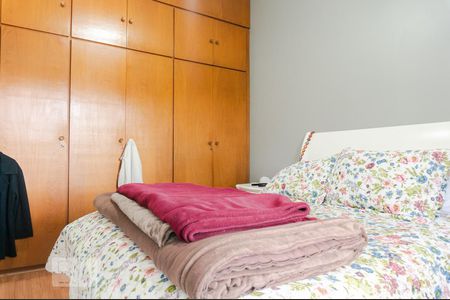 Casa à venda com 630m², 3 quartos e 4 vagas Casa à venda com 630m², 3 quartos e 4 vagasSuíte