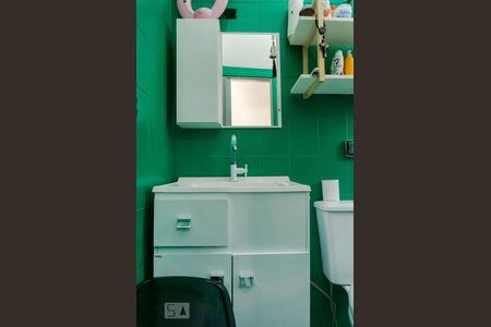 Casa à venda com 630m², 3 quartos e 4 vagas Casa à venda com 630m², 3 quartos e 4 vagasBanheiro da Edícula