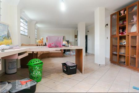 Casa à venda com 630m², 3 quartos e 4 vagas Casa à venda com 630m², 3 quartos e 4 vagasSala de Brinquedos