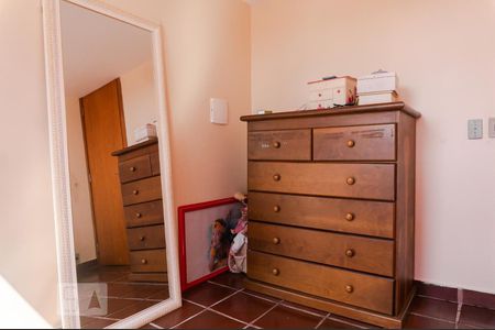 Casa à venda com 630m², 3 quartos e 4 vagas Casa à venda com 630m², 3 quartos e 4 vagasQuarto 3