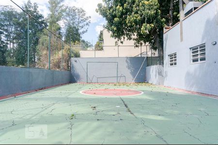 Casa à venda com 630m², 3 quartos e 4 vagas Casa à venda com 630m², 3 quartos e 4 vagasQuadra