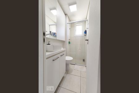 Apartamento à venda com 52m², 2 quartos e 1 vaga Apartamento à venda com 52m², 2 quartos e 1 vagaBanheiro