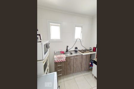 Apartamento à venda com 52m², 2 quartos e 1 vaga Apartamento à venda com 52m², 2 quartos e 1 vagaCozinha