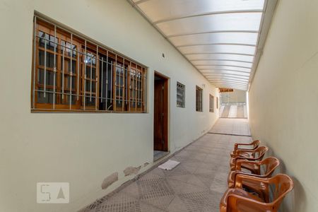 Casa à venda com 226m², 3 quartos e 4 vagas Casa à venda com 226m², 3 quartos e 4 vagasQuintal