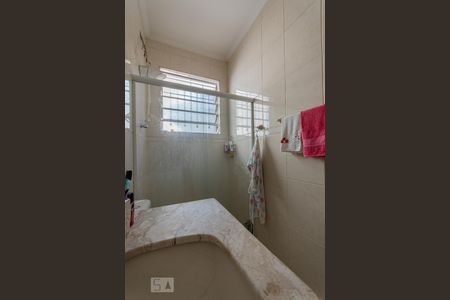 Casa à venda com 226m², 3 quartos e 4 vagas Casa à venda com 226m², 3 quartos e 4 vagasBanheiro da Suite
