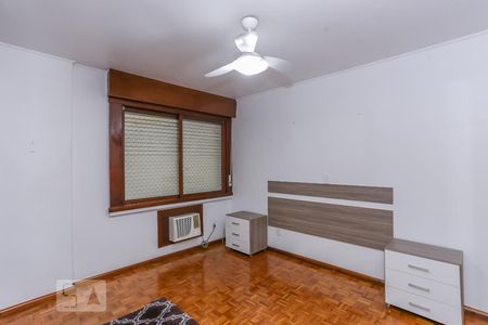 Suíte  de apartamento para alugar com 3 quartos, 130m² em Jardim Lindóia, Porto Alegre