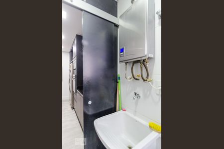 Apartamento à venda com 82m², 2 quartos e 1 vaga Apartamento à venda com 82m², 2 quartos e 1 vagaÁrea de serviço