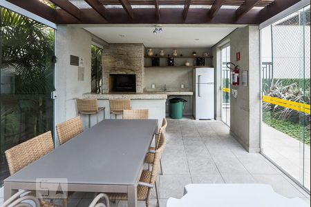 Apartamento à venda com 82m², 2 quartos e 1 vaga Apartamento à venda com 82m², 2 quartos e 1 vagaÁrea comum