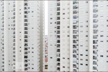 Apartamento à venda com 82m², 2 quartos e 1 vaga Apartamento à venda com 82m², 2 quartos e 1 vagaVista