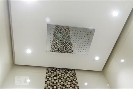 Apartamento à venda com 82m², 2 quartos e 1 vaga Apartamento à venda com 82m², 2 quartos e 1 vagaBanheiro da suíte