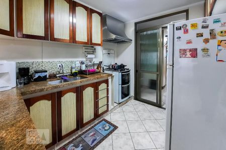 Apartamento à venda com 228m², 4 quartos e 3 vagas Apartamento à venda com 228m², 4 quartos e 3 vagasCozinha