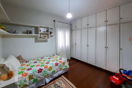 Apartamento à venda com 228m², 4 quartos e 3 vagas Apartamento à venda com 228m², 4 quartos e 3 vagasSuíte 1