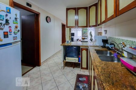 Apartamento à venda com 228m², 4 quartos e 3 vagas Apartamento à venda com 228m², 4 quartos e 3 vagasCozinha