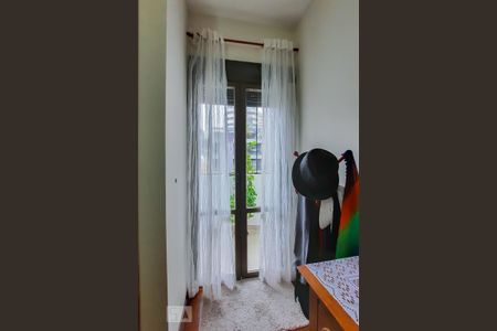 Apartamento à venda com 228m², 4 quartos e 3 vagas Apartamento à venda com 228m², 4 quartos e 3 vagasSuíte 2