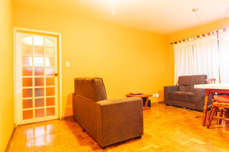 Sala de apartamento para alugar com 2 quartos, 70m² em Vila Alexandria, São Paulo