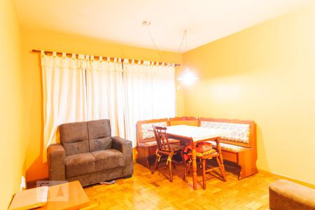Sala de apartamento para alugar com 2 quartos, 70m² em Vila Alexandria, São Paulo