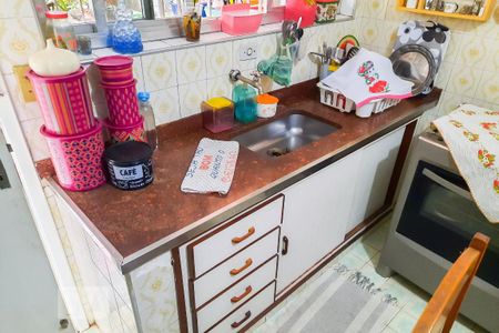 Casa à venda com 175m², 4 quartos e 2 vagas Casa à venda com 175m², 4 quartos e 2 vagasCozinha 1