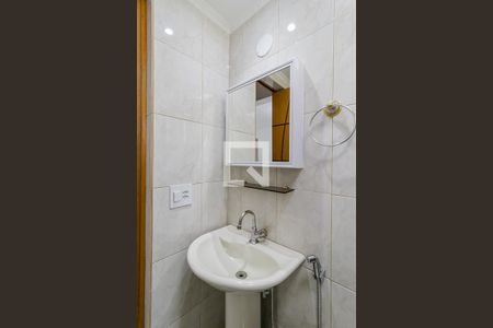 Apartamento à venda com 51m², 2 quartos e 1 vaga Apartamento à venda com 51m², 2 quartos e 1 vagaBanheiro