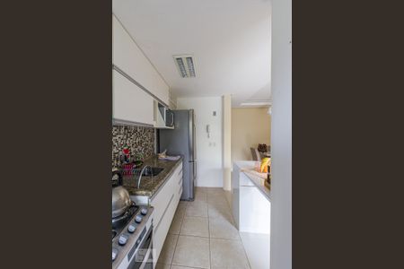 Apartamento à venda com 57m², 2 quartos e 1 vaga Apartamento à venda com 57m², 2 quartos e 1 vagaCozinha e Área de Serviço