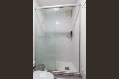 Apartamento à venda com 57m², 2 quartos e 1 vaga Apartamento à venda com 57m², 2 quartos e 1 vagaBanheiro