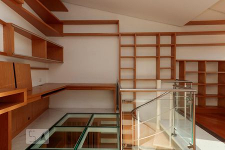 Casa à venda com 300m², 4 quartos e 2 vagas Casa à venda com 300m², 4 quartos e 2 vagasedícula