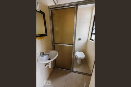 Apartamento para alugar com 150m², 5 quartos e 2 vagasBanheiro de Serviço