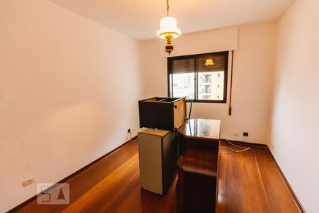 Apartamento para alugar com 150m², 5 quartos e 2 vagasEscritório 2