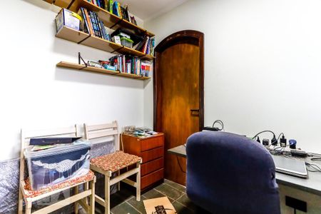 Casa à venda com 260m², 4 quartos e 3 vagasEscritório