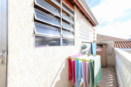 Casa à venda com 200m², 3 quartos e 2 vagas Casa à venda com 200m², 3 quartos e 2 vagasLavanderia