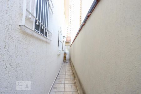 Casa à venda com 200m², 3 quartos e 2 vagas Casa à venda com 200m², 3 quartos e 2 vagasQuintal