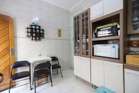 Casa à venda com 200m², 3 quartos e 2 vagas Casa à venda com 200m², 3 quartos e 2 vagasCozinha