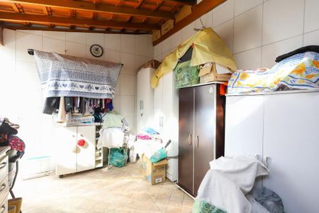 Casa à venda com 200m², 3 quartos e 2 vagas Casa à venda com 200m², 3 quartos e 2 vagasLavanderia