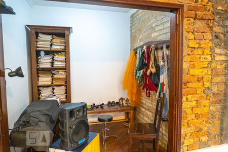 Saleta de casa à venda com 4 quartos, 230m² em Consolação, São Paulo