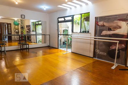 Casa à venda com 230m², 4 quartos e 3 vagasSala 2